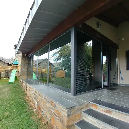 Marel Sanabria Feriehus Villarino de Sanabria