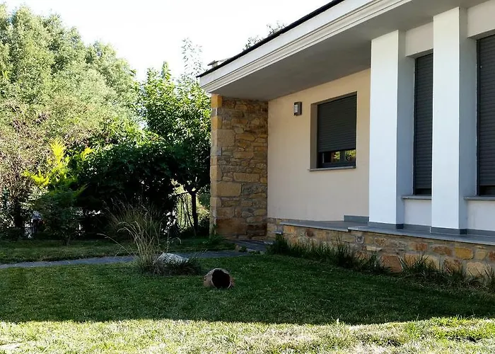 Alojamientos Marel Sanabria